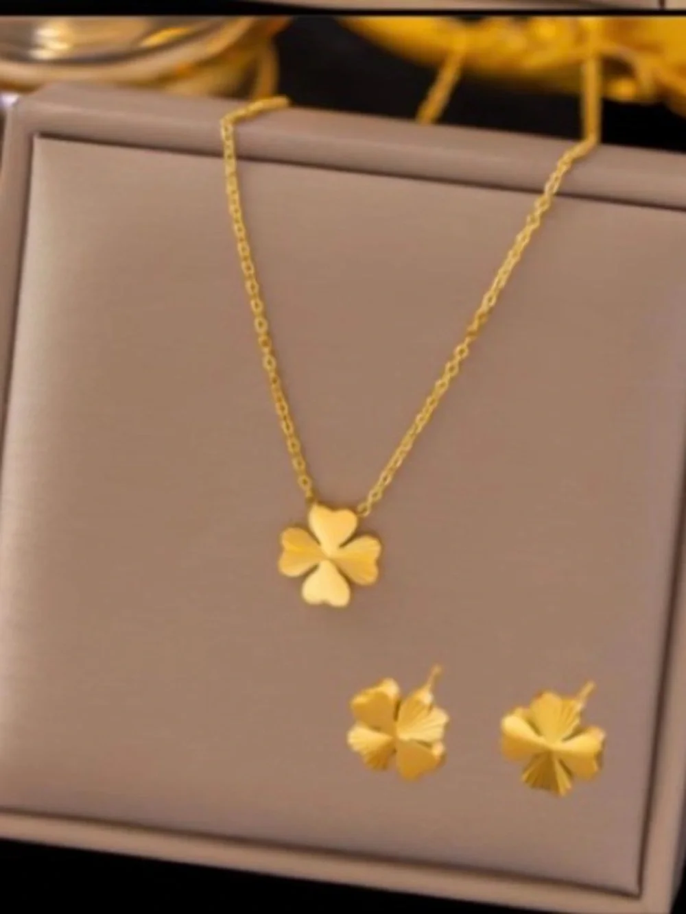 Gold Clover Pendant Necklace and Stud Earrings Set